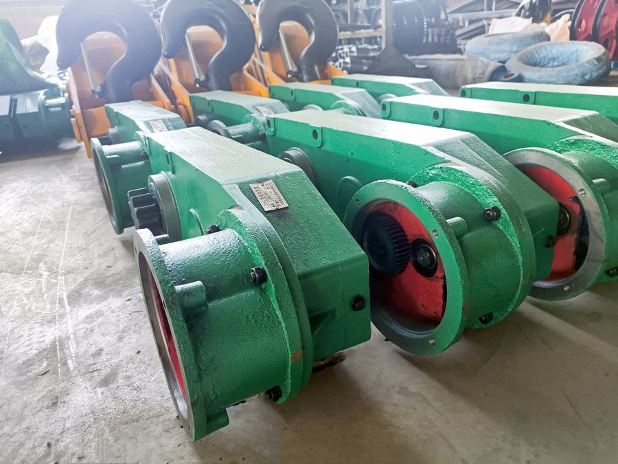 LDHC型龍門吊大車行走驅(qū)動(dòng)變速箱、長(zhǎng)春起重配件批發(fā)零售