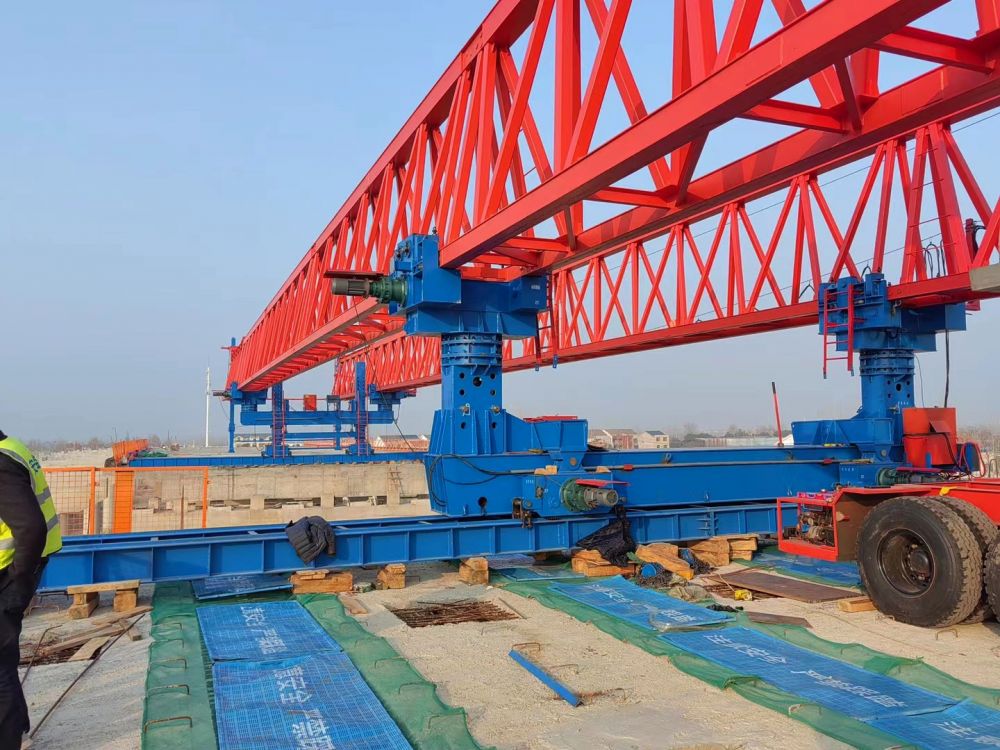 架橋機(jī)租賃公司、公路鐵路高鐵架橋機(jī)對外出租全國服務(wù)