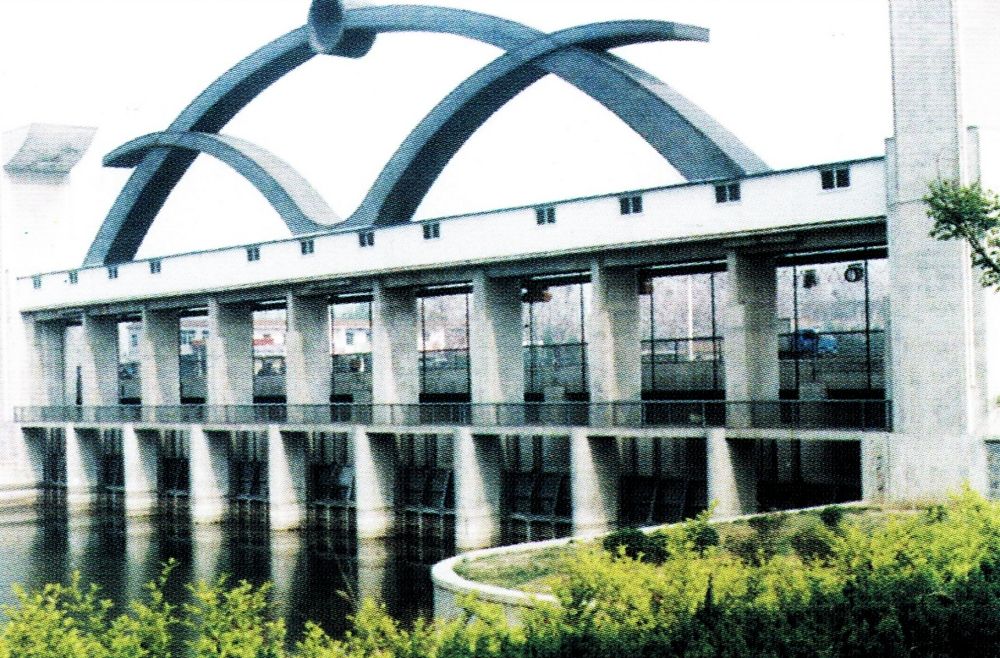 平面定輪鋼制閘門應(yīng)用場景圖片