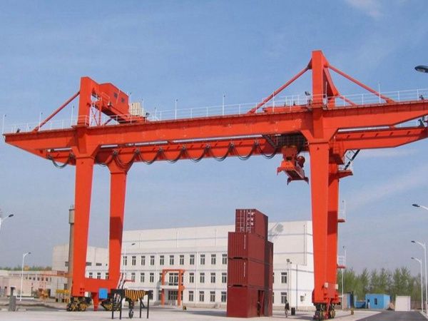 湖北十堰龍門吊租賃 80噸90噸龍門吊貨場貨站用