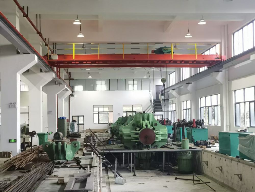 LH型電動(dòng)葫蘆雙梁橋式起重機(jī)、葫蘆雙梁天車(chē)、吊機(jī)