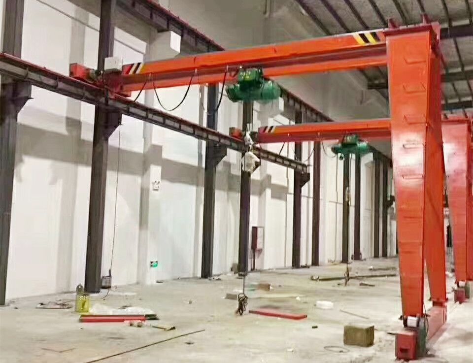 佛山龍門吊、半腿電動單梁門式起重機參數價格