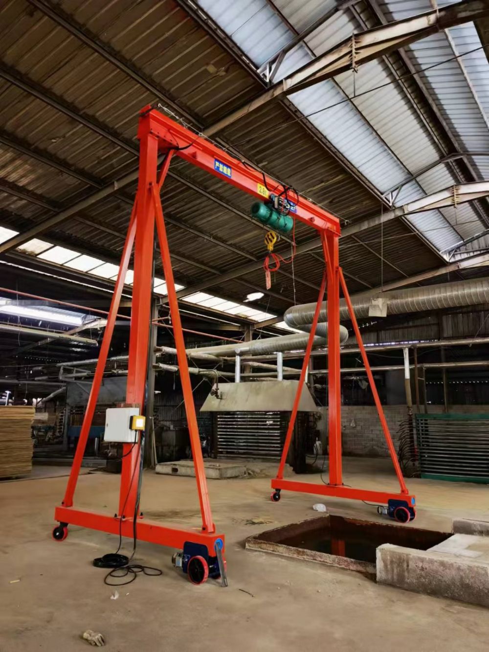 簡易小型龍門吊、小噸位門式起重機