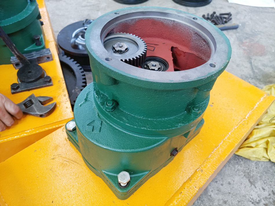 東莞起重配件銷售，LD單梁變速箱、減速機(jī)