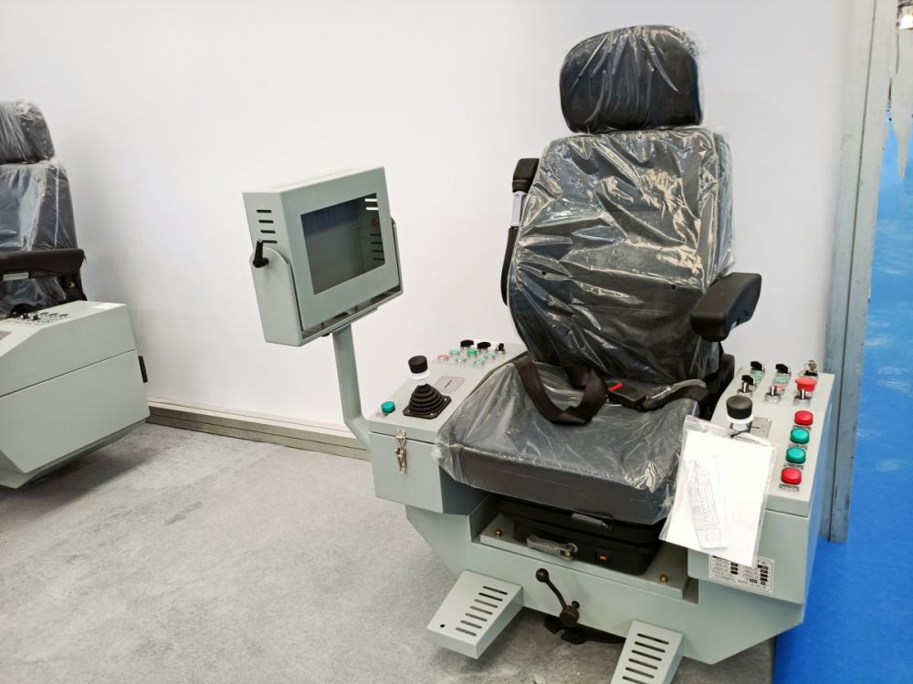 起重機(jī)操作臺、操縱臺、聯(lián)動臺廠家品牌、產(chǎn)品價格