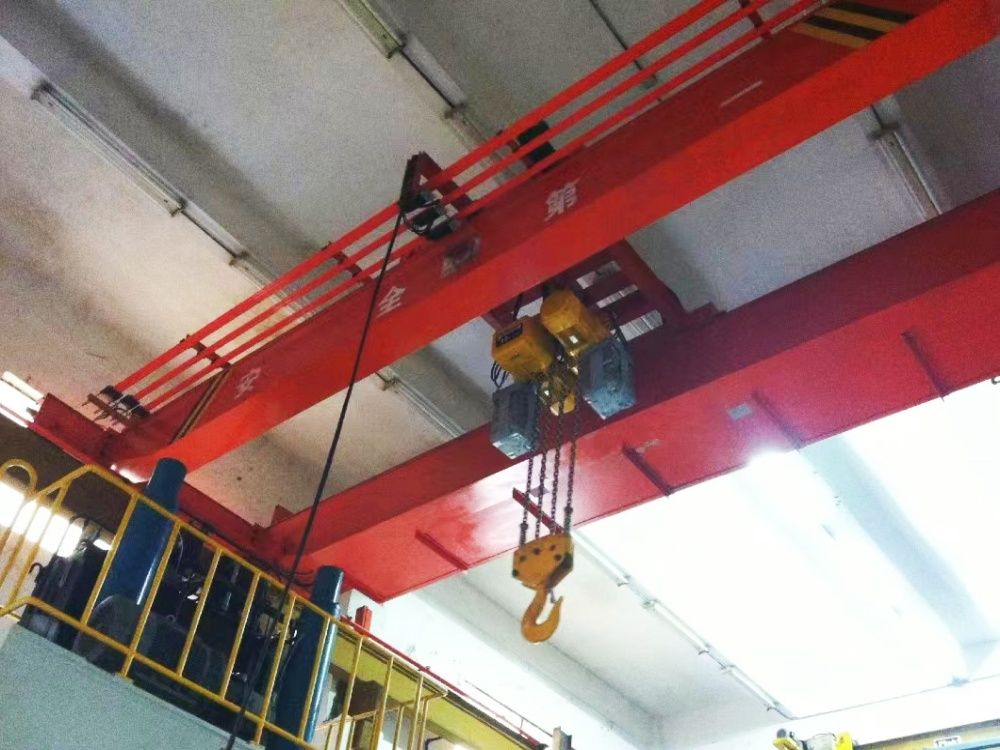 湖南起重機(jī)廠家、LH電動(dòng)葫蘆雙梁橋式起重機(jī)、葫蘆雙行車