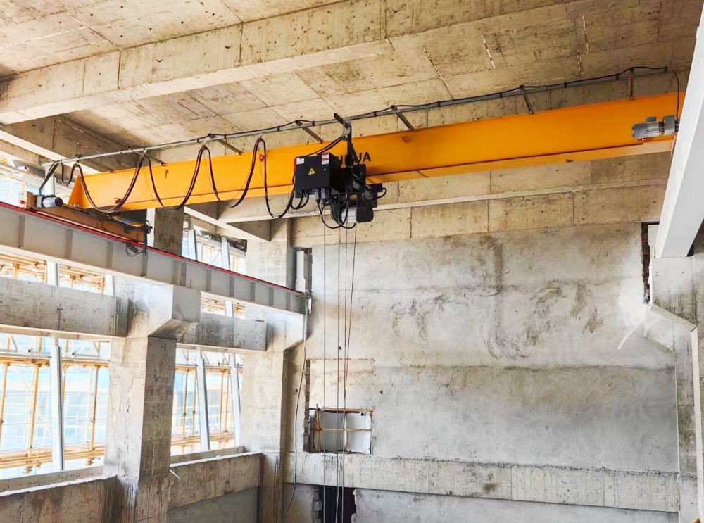 歐式新型起重機、新中式(低凈空)電動單梁起重機、吊機、天車