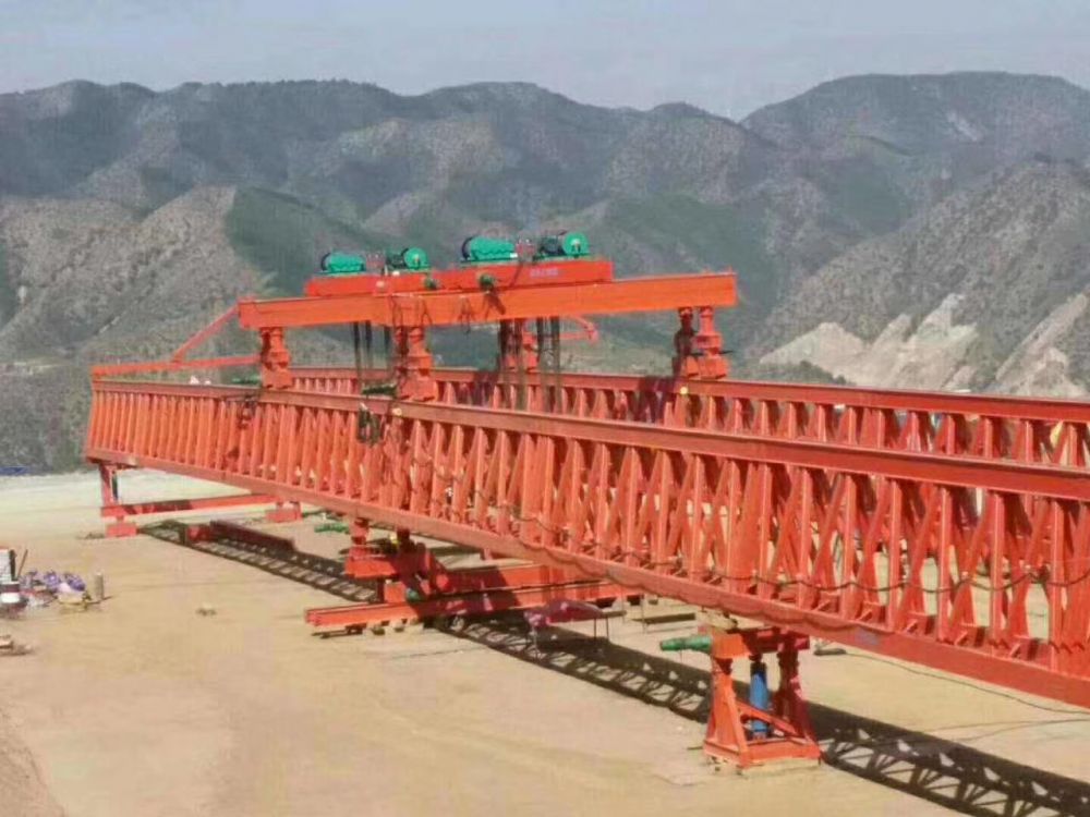 架橋機(jī)生產(chǎn)廠家、公路鐵路架橋機(jī)、高鐵架橋機(jī)生產(chǎn)制造、租賃出租