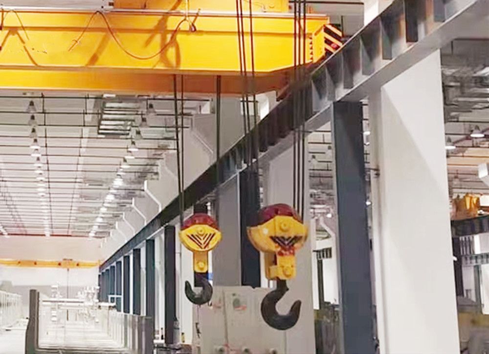 山東威海起重機吊鉤吊具、行車大鉤、吊鉤組廠家銷售、安裝維修