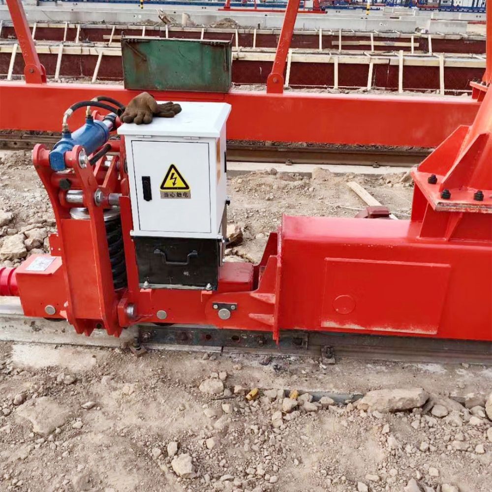 賀州龍門吊夾軌器、盤式夾軌器、液壓夾軌器、防風(fēng)鐵楔廠家銷售安裝