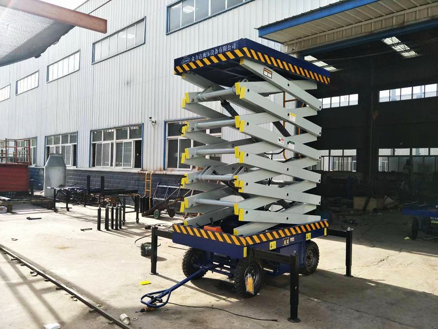 四輪移動(dòng)液壓平臺、四輪液壓維修平臺