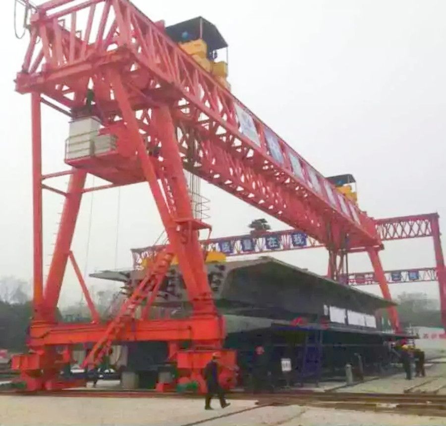 商丘雙梁龍門吊、MG型電動雙梁門式起重機