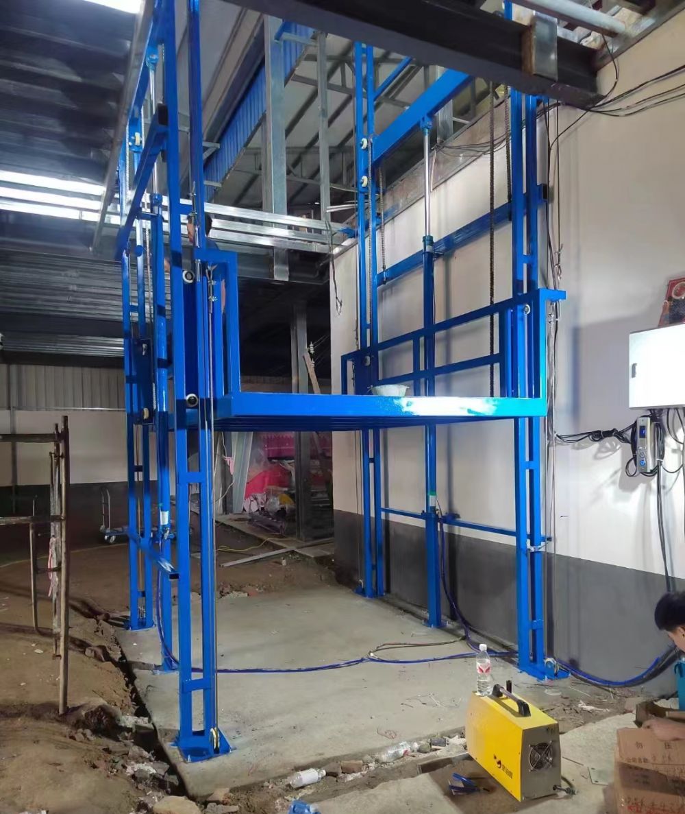 重慶升降機(jī)、鏈條導(dǎo)軌液壓升降機(jī)型號(hào)規(guī)格、價(jià)格