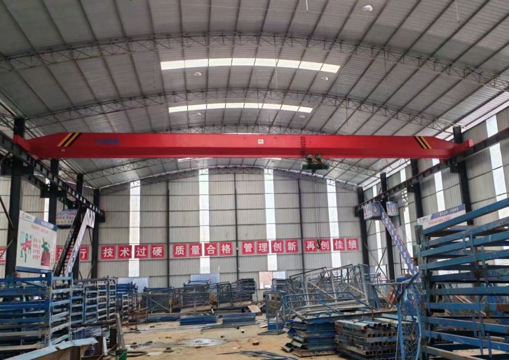 佛山起重機廠家、LDA型電動單梁起重機