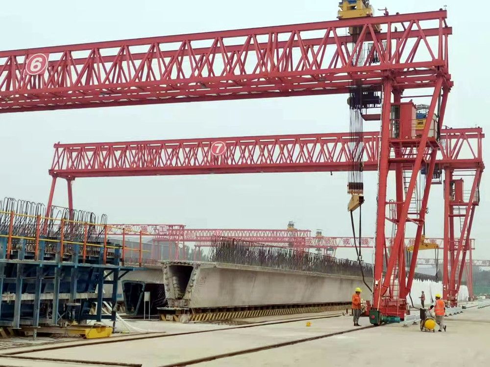 提梁機、路橋門機、工程龍門吊、雙梁門式起重機廠家銷售、安裝維修