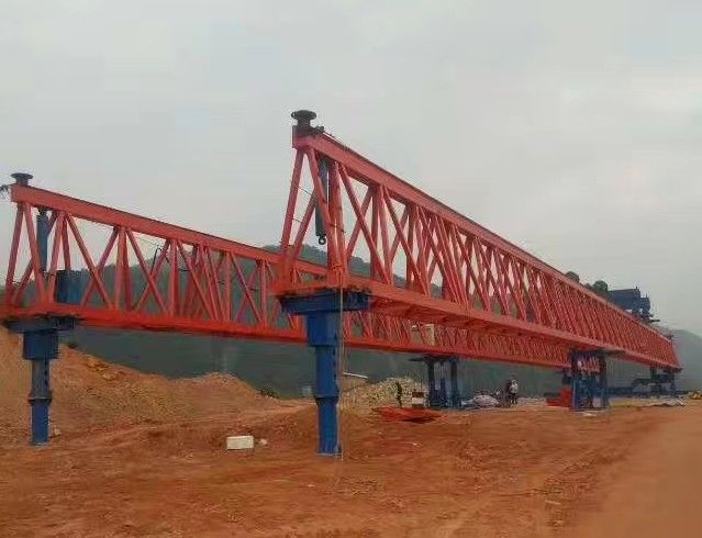 鄭州架橋機租賃、提梁門式起重機、出渣機、龍門吊租賃出租、安裝維修