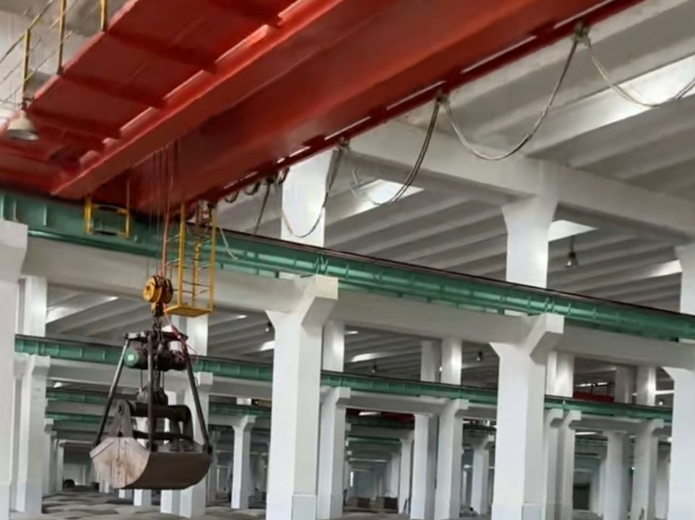 電動(dòng)抓斗橋式起重機(jī)、西安起重機(jī)廠家、價(jià)格