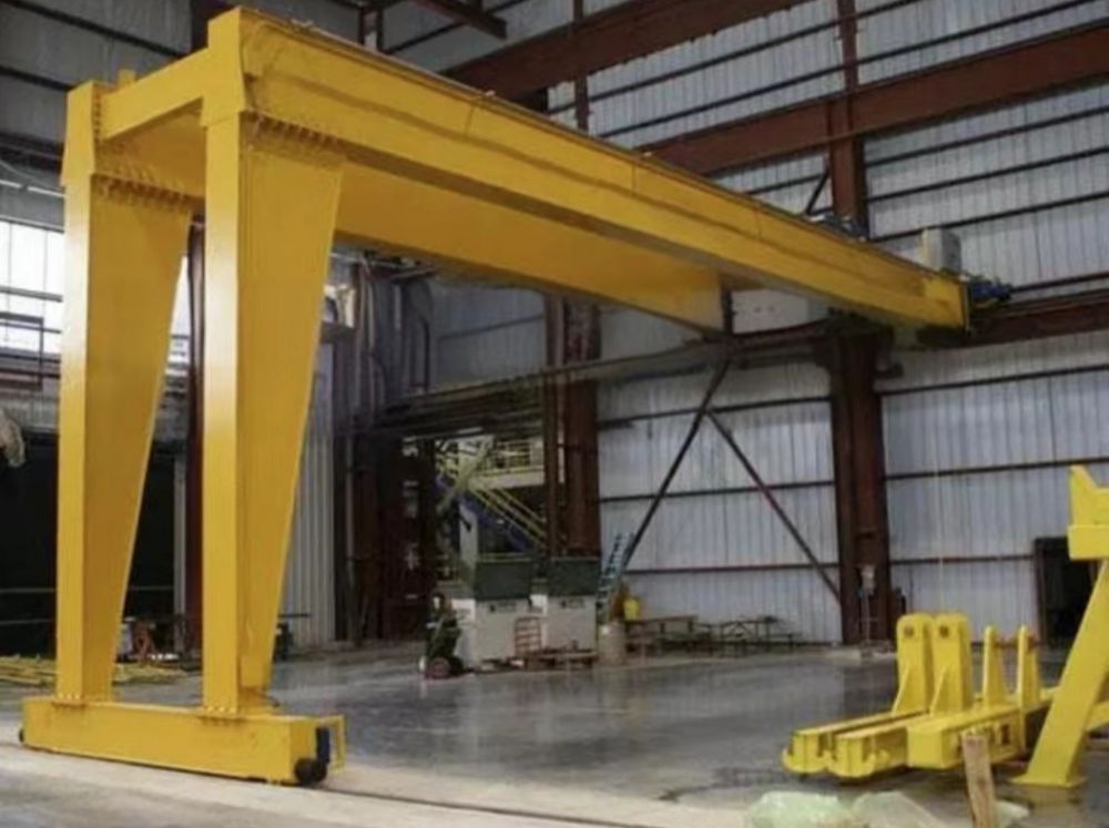 半腿雙梁門式起重機、單腿電動葫蘆門式起重機、單腿龍門吊