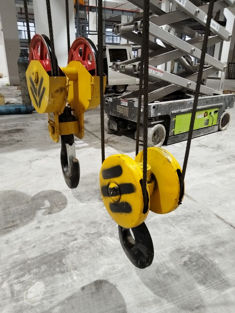 起重機吊鉤組、電動葫蘆吊鉤、行車大鉤、天車鉤輪