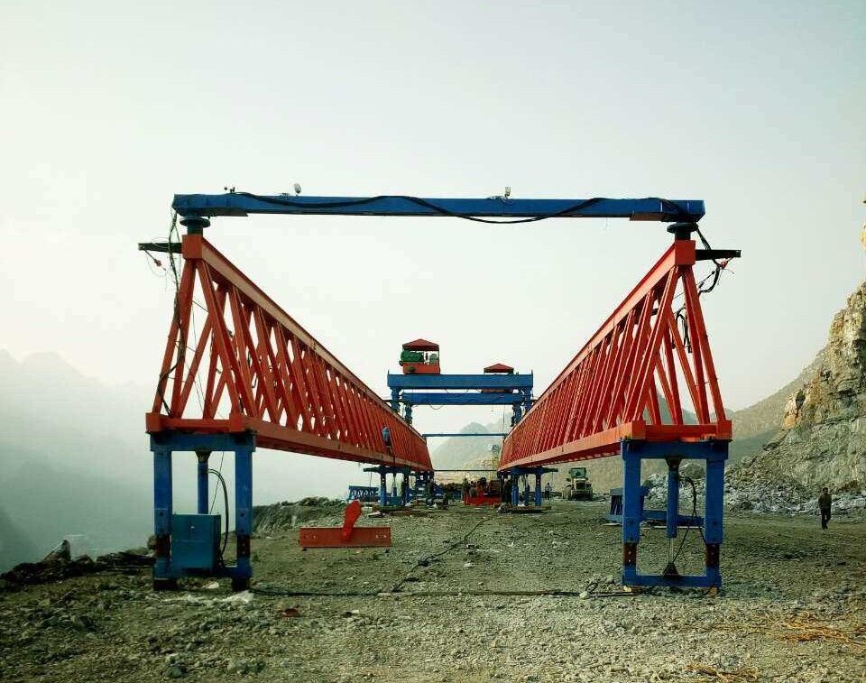 新疆和田架橋機(jī)廠家銷(xiāo)售、公路鐵路架橋機(jī)租賃出租、安裝維修