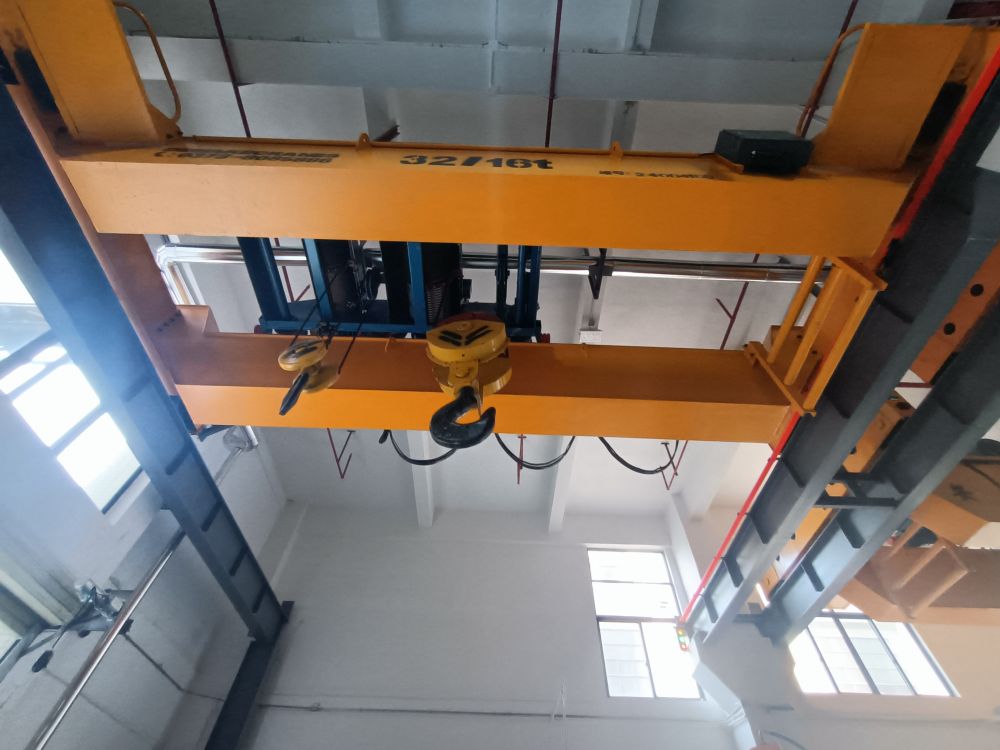 無錫起重機(jī)、LHX新型電動(dòng)葫蘆橋式起重機(jī)