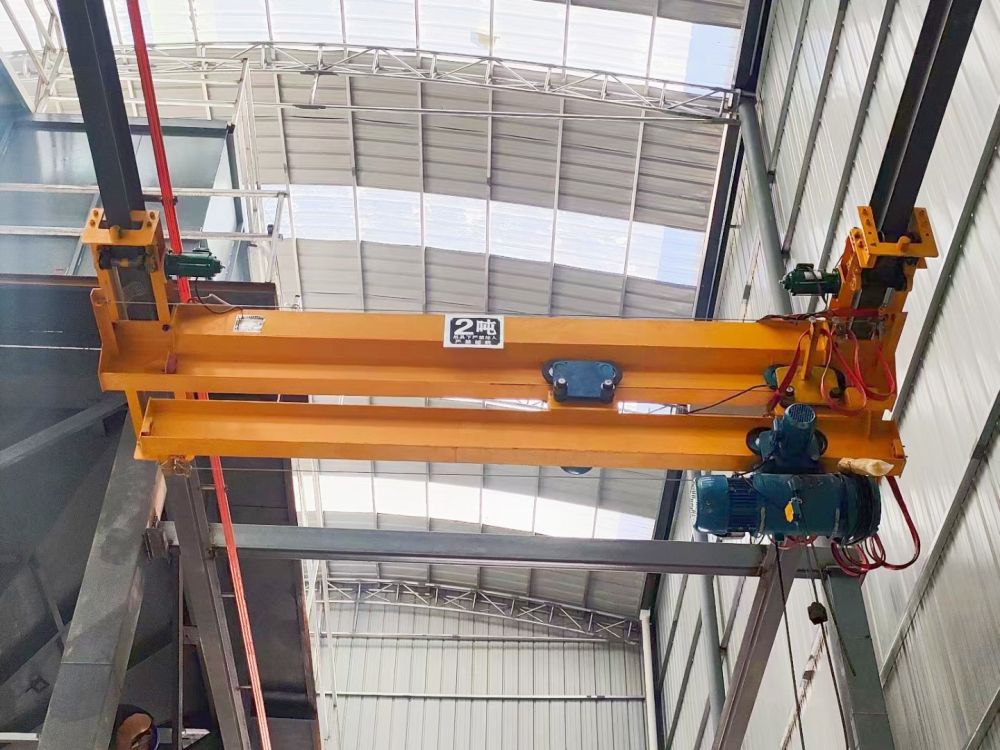 歐式過軌電動單梁懸掛起重機