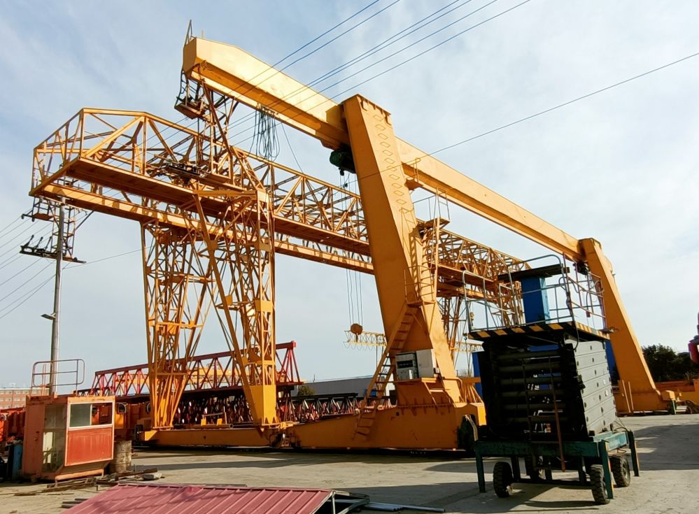 鐵山起重機(jī)、電動單雙梁門式起重機(jī)、龍門吊廠家、型號、參數(shù)