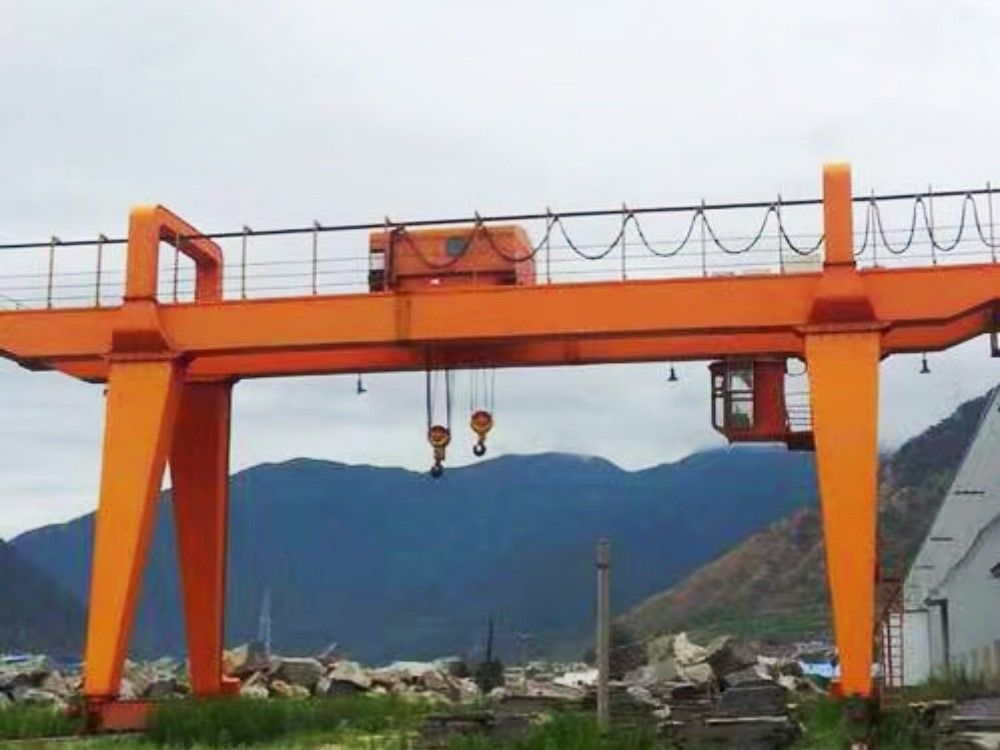 龍門吊廠家品牌、MG型雙梁門式起重機制造、安裝、維修