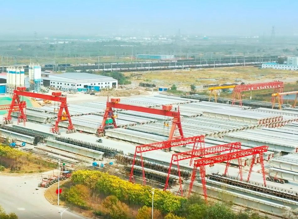 宜春龍門吊、軌道式、輪胎式門式起重機(jī)廠家銷售