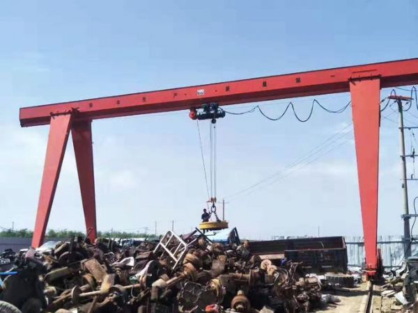 湖北宜昌龍門吊租賃 45噸10噸龍門吊垃圾場用