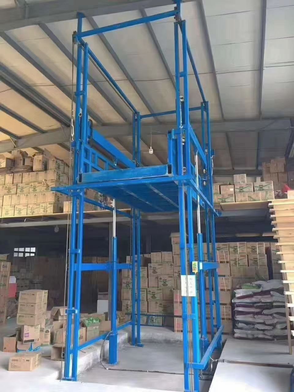 電動(dòng)液壓升降機(jī)、載貨升降平臺(tái)、載貨貨梯