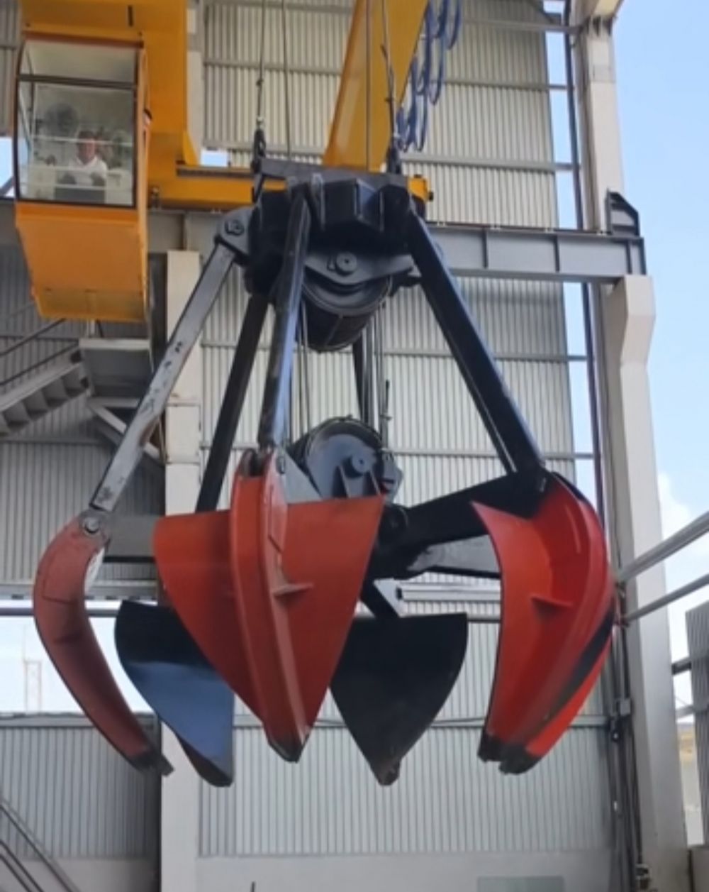 河南抓斗廠家、多瓣抓斗型號(hào)規(guī)格、技術(shù)參數(shù)