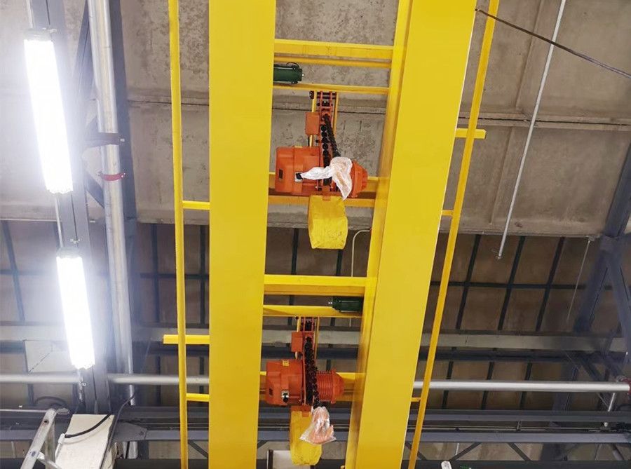 重慶起重機械、LHE型電動葫蘆雙小車雙梁橋式起重機