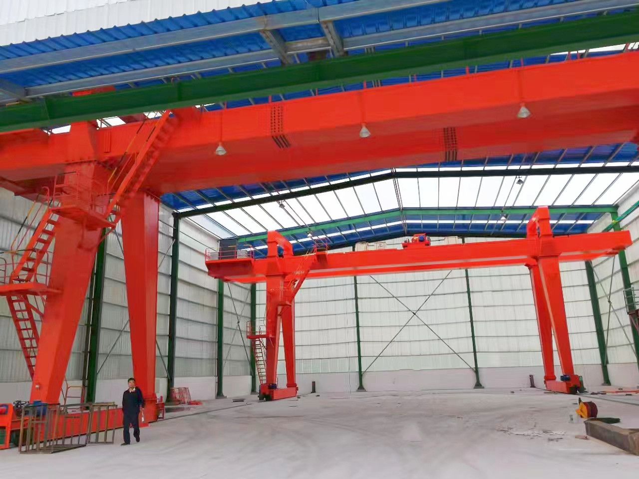 江西景德鎮(zhèn)龍門吊、A型電動雙梁門式起重機廠家銷售、安裝維修