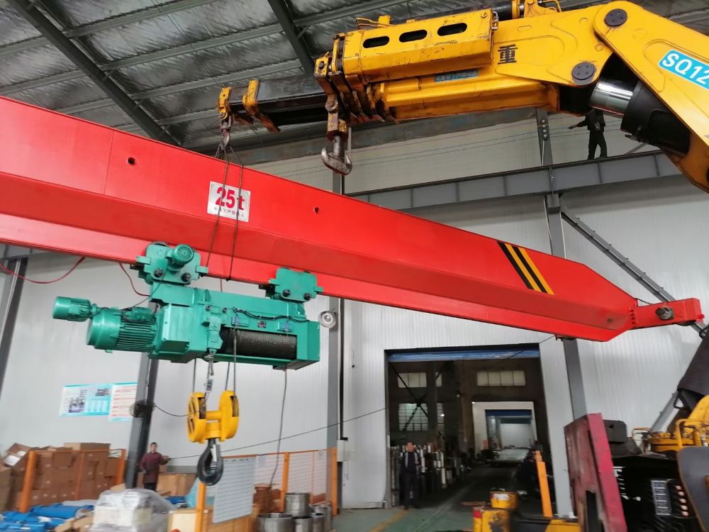 重慶行車(chē)廠家、價(jià)格、LDA型1-30噸電動(dòng)單梁起重機(jī)