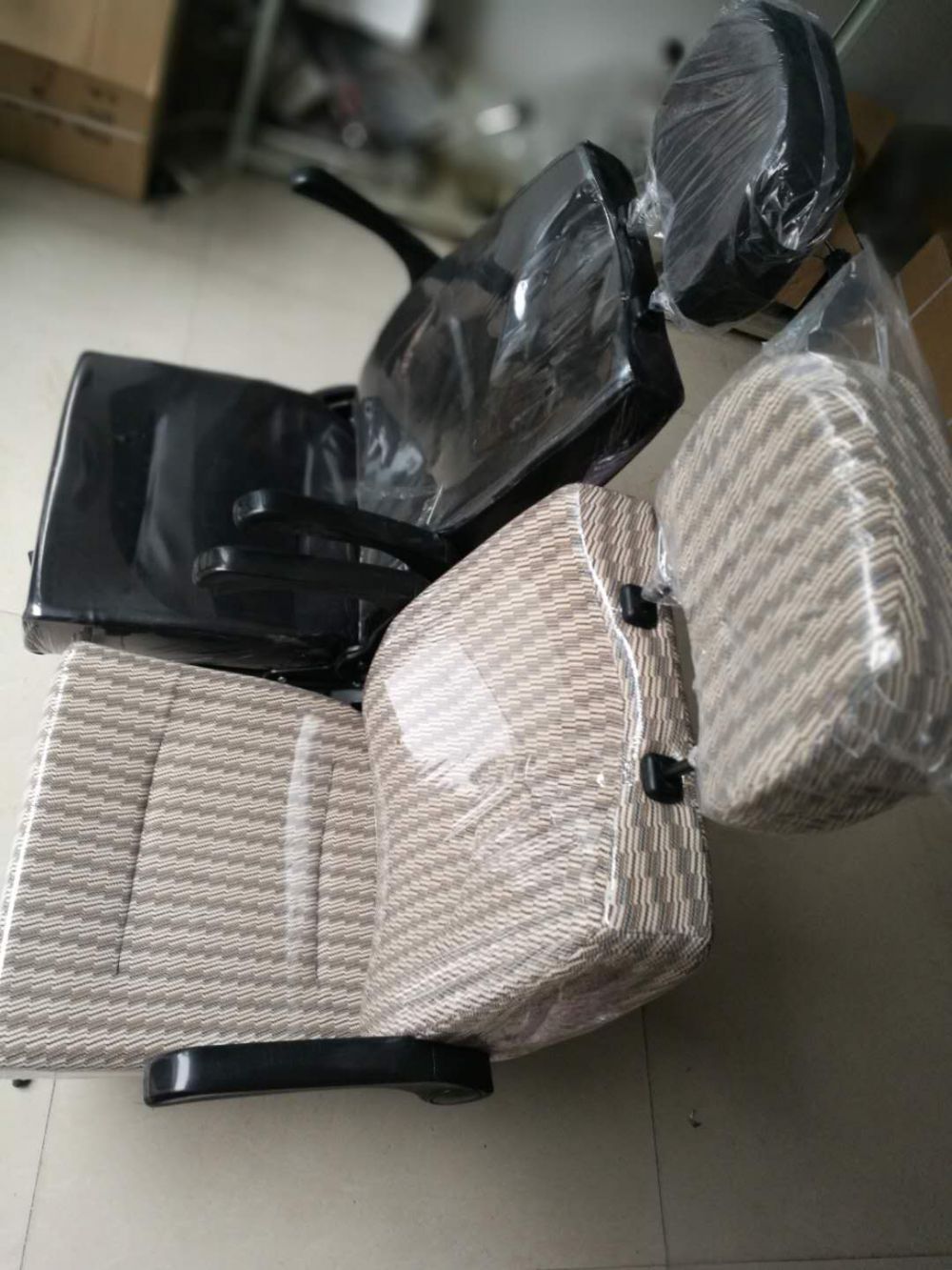 起重機(jī)電氣柜，電磁吸盤控制柜，低壓配電柜，遙控柜，聯(lián)動(dòng)臺(tái)批發(fā)價(jià)格