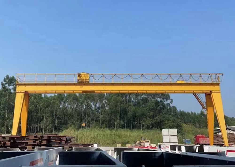 雙梁龍門吊型號、參數(shù)、價格-A型雙梁門式起重機設計制造、安裝維修