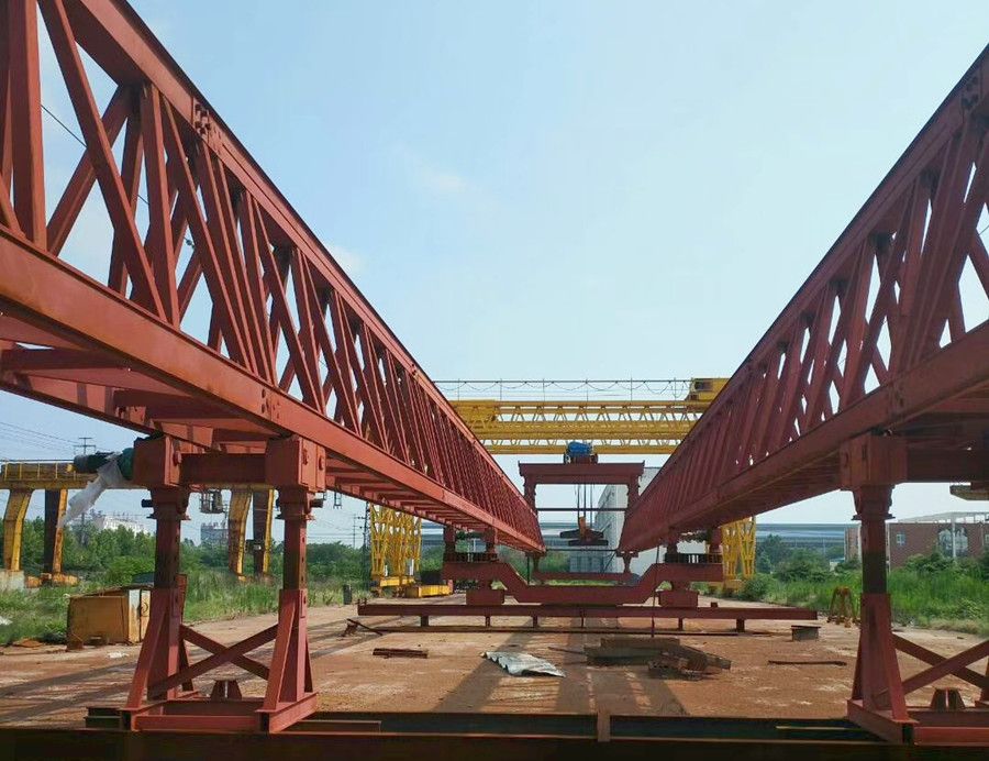 江西架橋機(jī)租賃、上饒架橋機(jī)租賃、提梁機(jī)龍門吊租賃出租