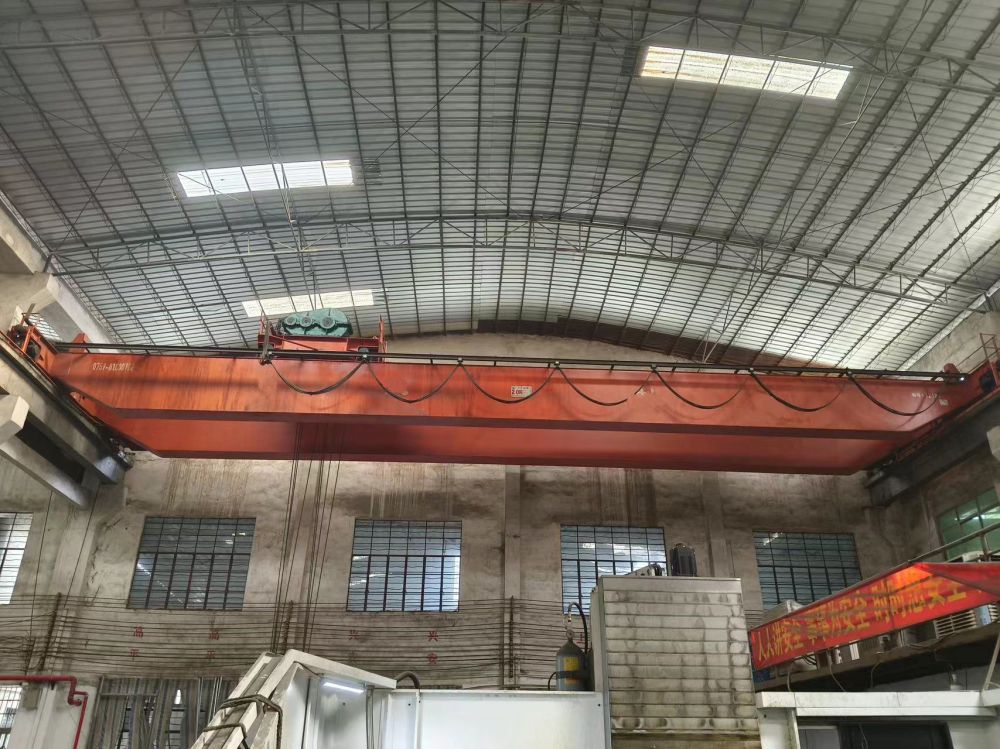 LH電動(dòng)雙梁橋式起重機(jī)，起重電機(jī)、天車、行車