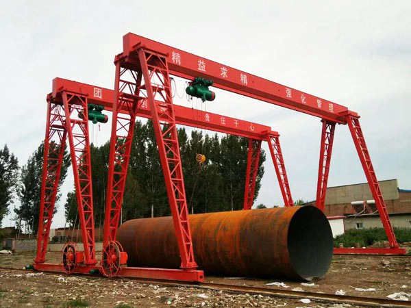 湖北黃石龍門吊租賃 45噸60噸龍門吊調鋼管用