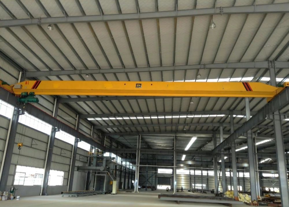 橋式起重機廠家、LDA型電動單梁起重機價格
