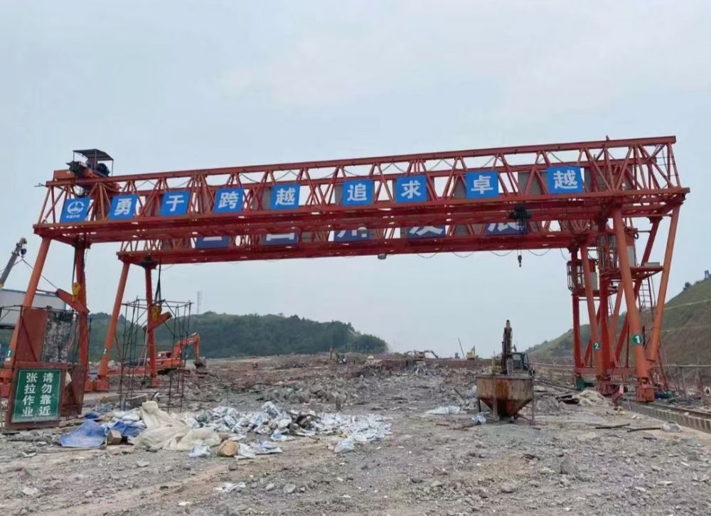 提梁機(jī)、路橋門機(jī)、MG型桁架門式起重機(jī)廠家、價(jià)格