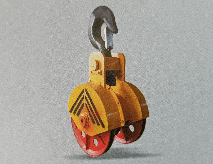 起重吊鉤廠家、起重機(jī)半封閉吊鉤組