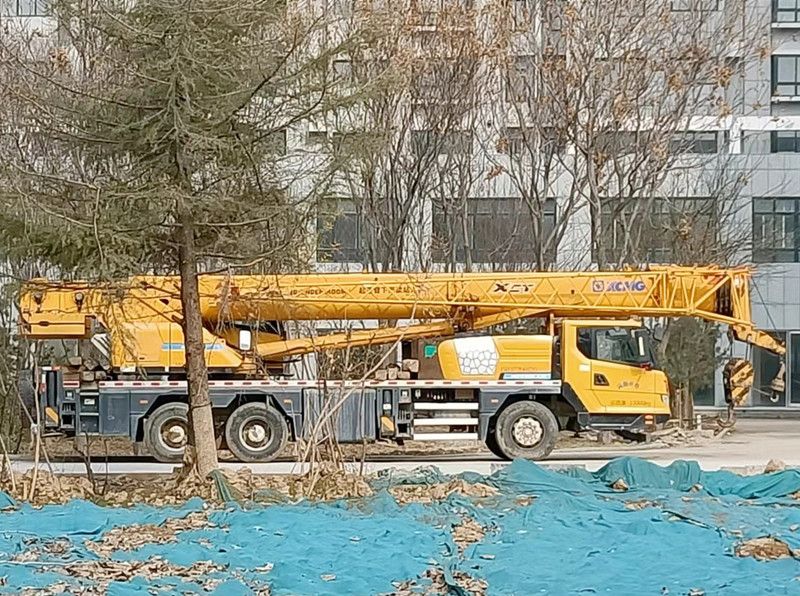 長垣柴堤社區(qū)汽車吊出租，對外承接各種吊裝業(yè)務(wù)