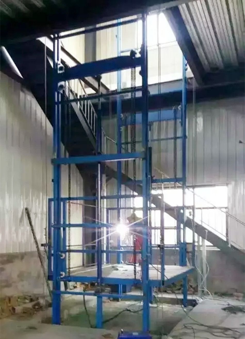 達州市鏈條導(dǎo)軌升降機、升降貨梯、液壓提升機廠家銷售