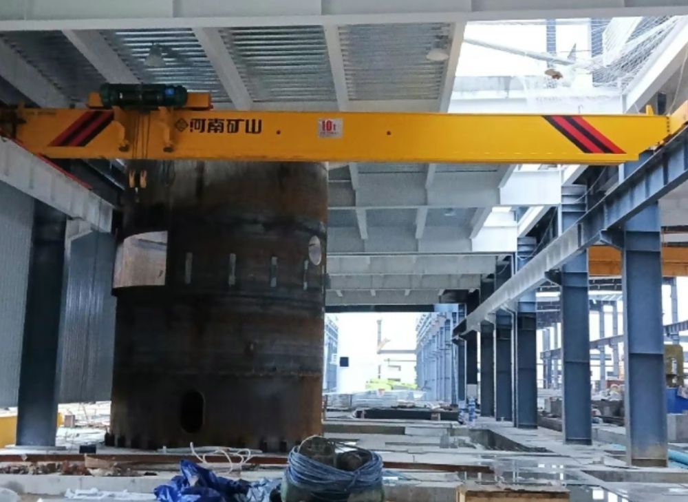 南通起重機廠家報價、LDP低靜空新型電動單梁起重機