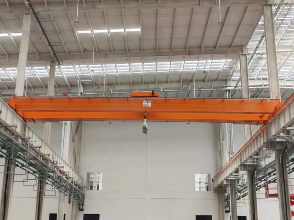 佛山起重機(jī)、LH型/QD型電動(dòng)雙梁橋式起重機(jī)