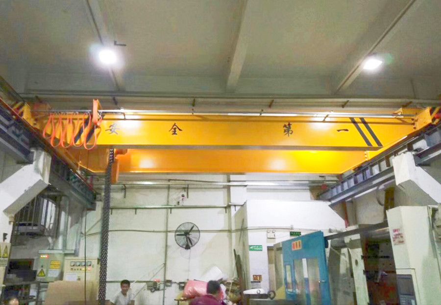 海南三亞起重機(jī)械、LH型電動(dòng)葫蘆雙梁橋式起重機(jī)