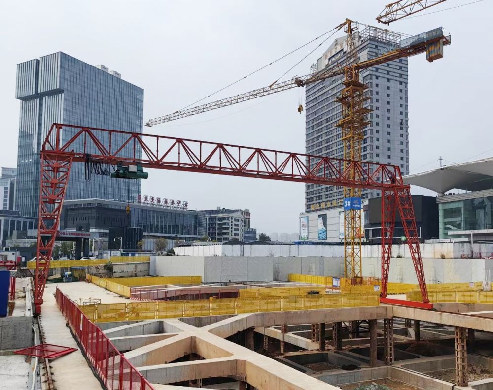 MH型電動葫蘆單梁門式起重機