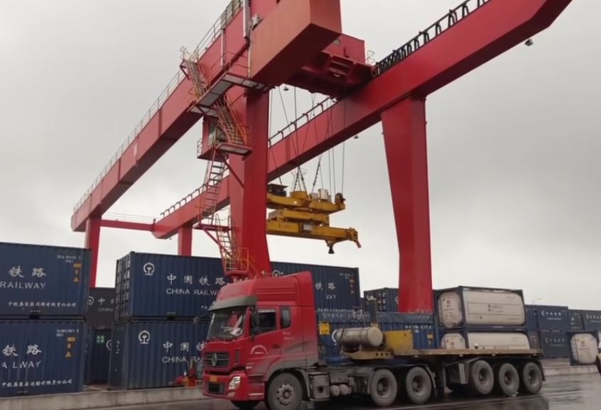西安龍門吊、集裝箱門式起重機(jī)、集裝箱吊
